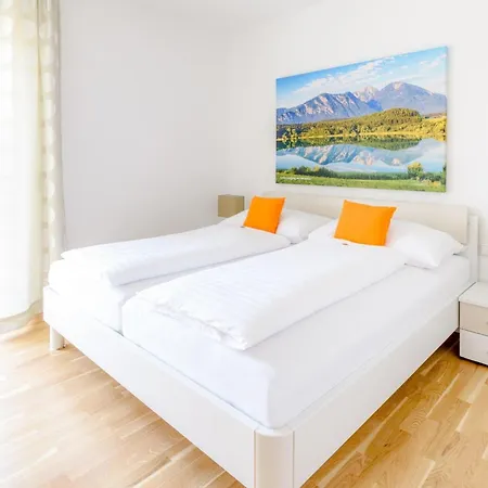 Stilvolles Fuer Sechs Personen By Interhome *