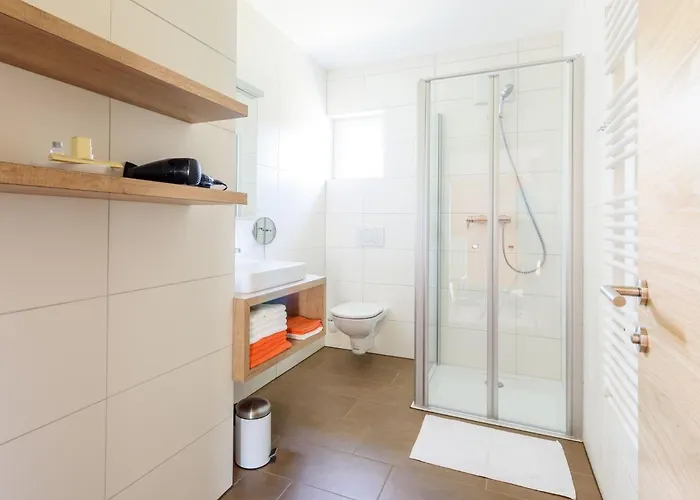 Apartament Stilvolles Fuer Sechs Personen By Interhome *