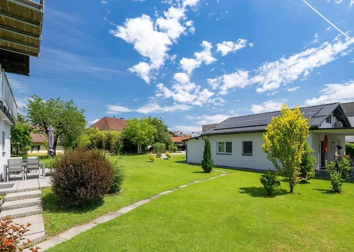 Apartament Stilvolles Fuer Sechs Personen By Interhome *